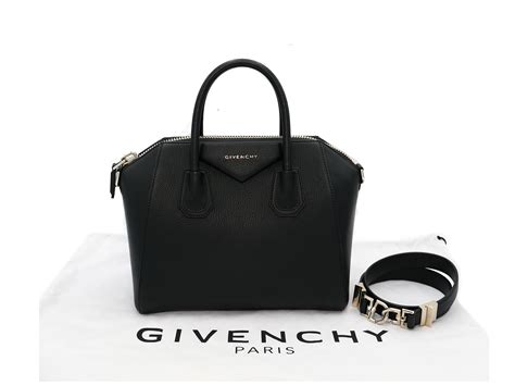 givenchy signature antigona